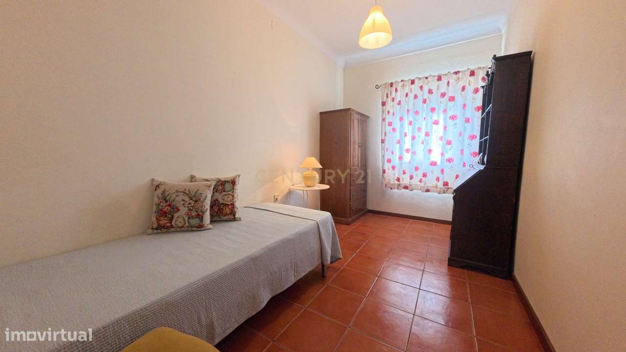 Apartamento T2 no centro de Viseu-5