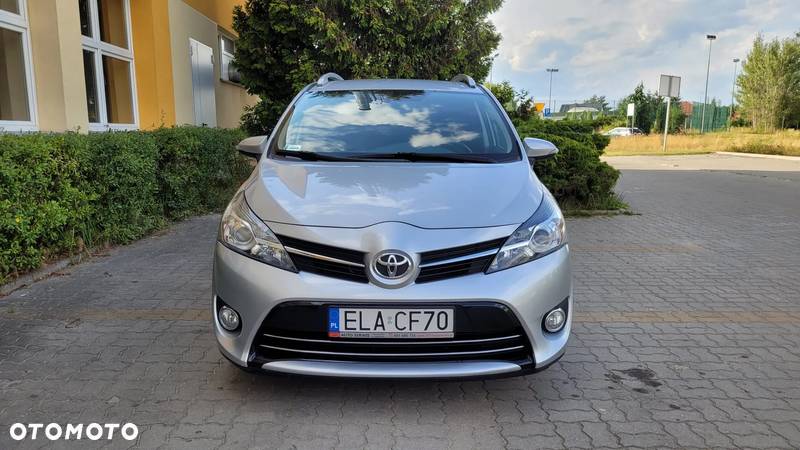 Toyota Verso 1.8 Prestige MS 7os EU6 - 4