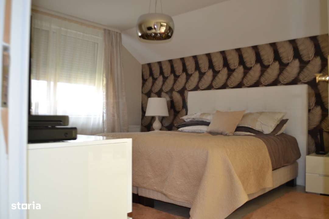 Casa/vila 400 mp-teren 900mp-piscina-Unirea- Vasile Petri, comision 0-7