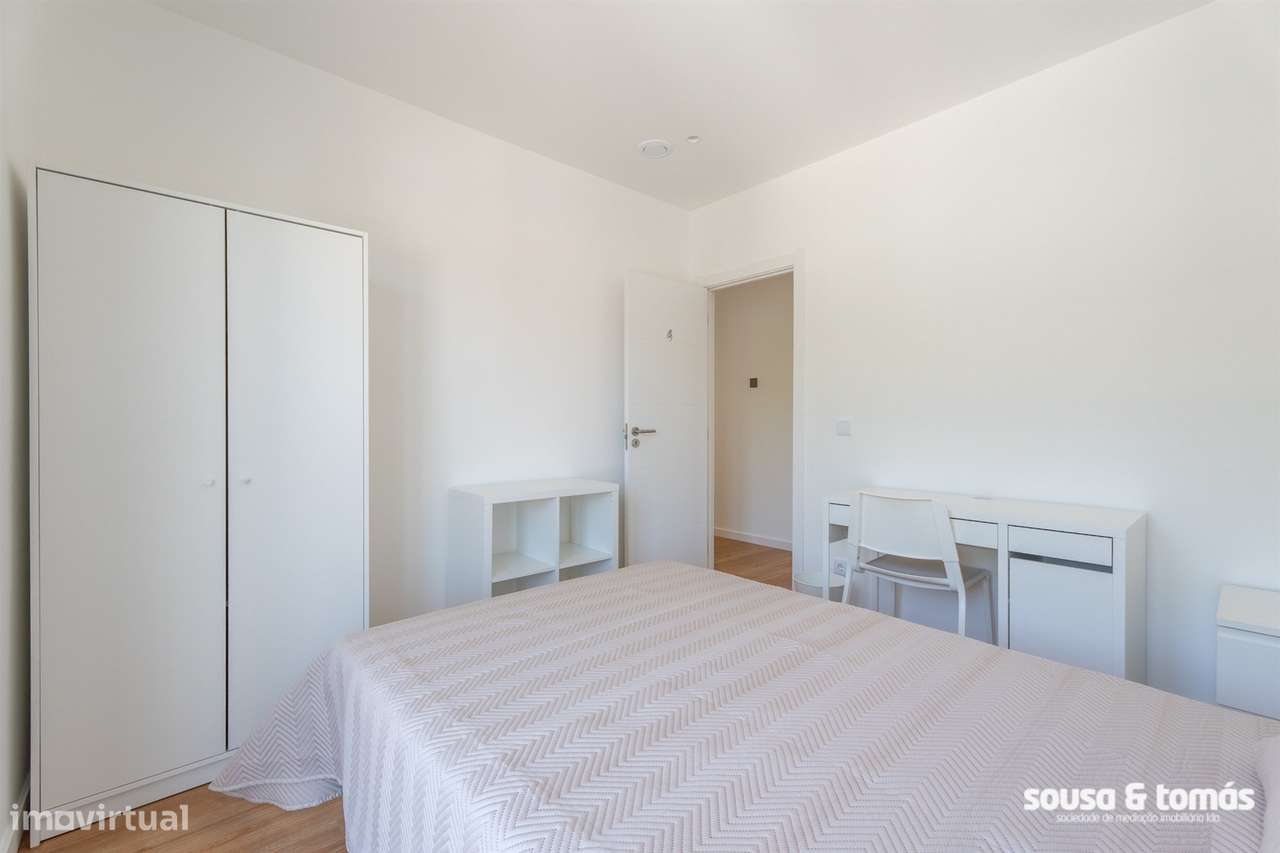 Oportunidade de Investimento – Apartamento T6 Arrendado a Estudantes |-19