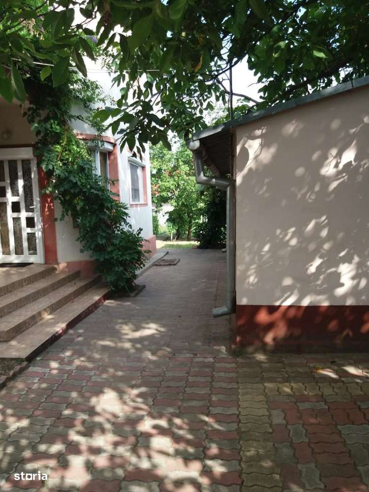 Vila P+Et. de vanzare in Sendreni, jud.Galati, 5 camere, teren 688 mp - Imagine principală: 2/8