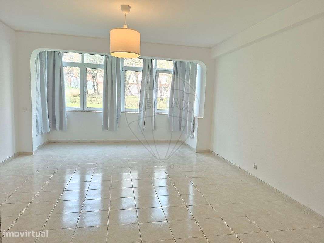 Apartamento T4 para arrendamento - Grande imagem: 2/22