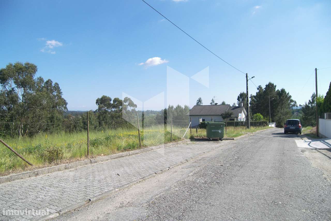 Lote de Terreno  Venda em Santiago de Besteiros,Tondela - Grande imagem: 2/4