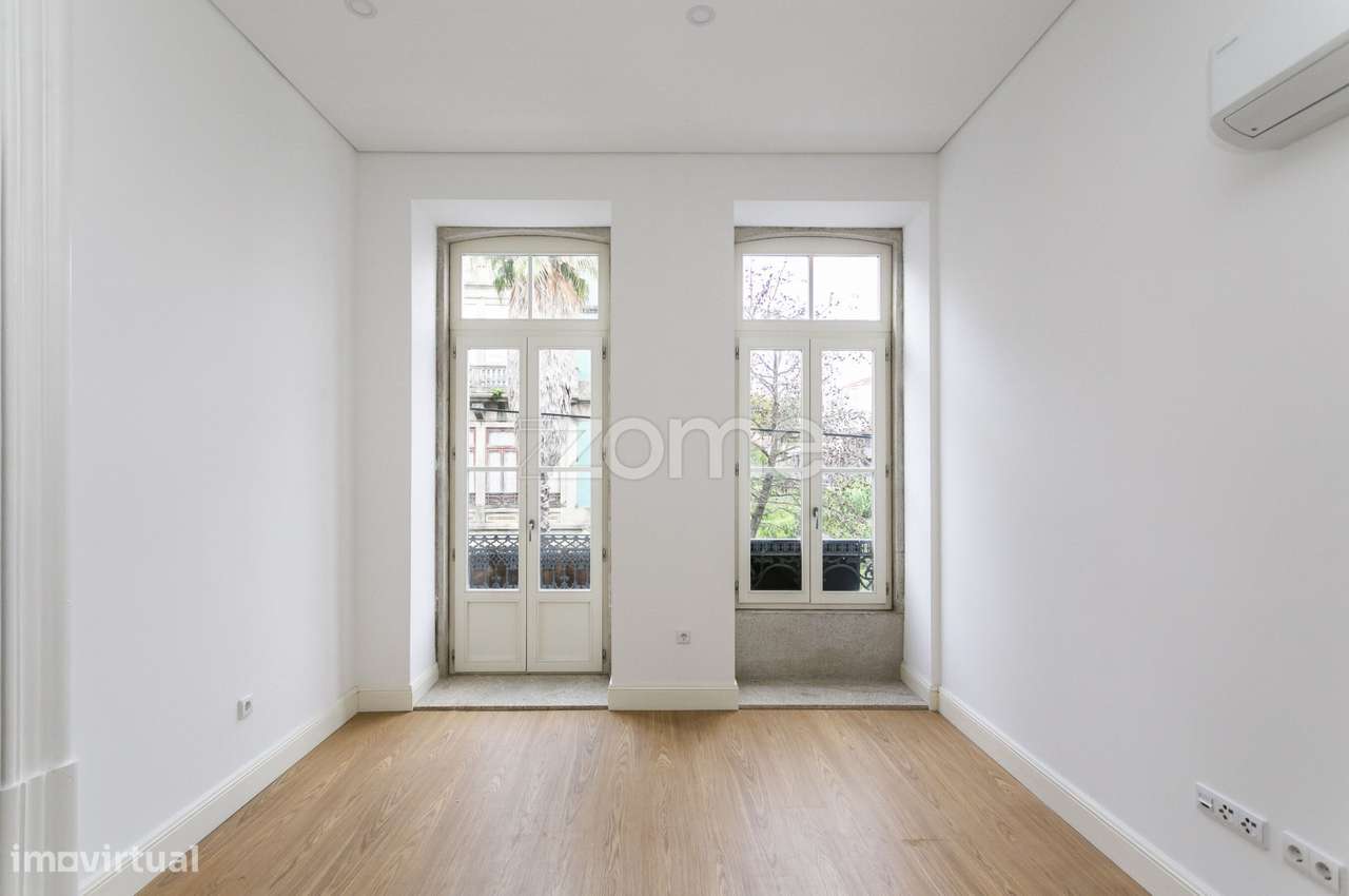 Apartamento T1 no Bonjardim - Grande imagem: 3/26