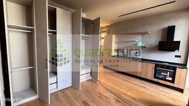 ESTÚDIO | C/ Terraço e Jardim | BONFIM - Grande imagem: 4/21