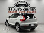 Volvo XC 40 - 4