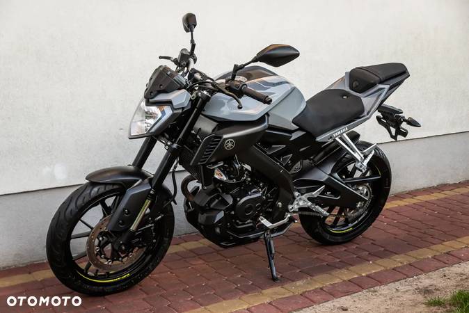 Yamaha MT - 6