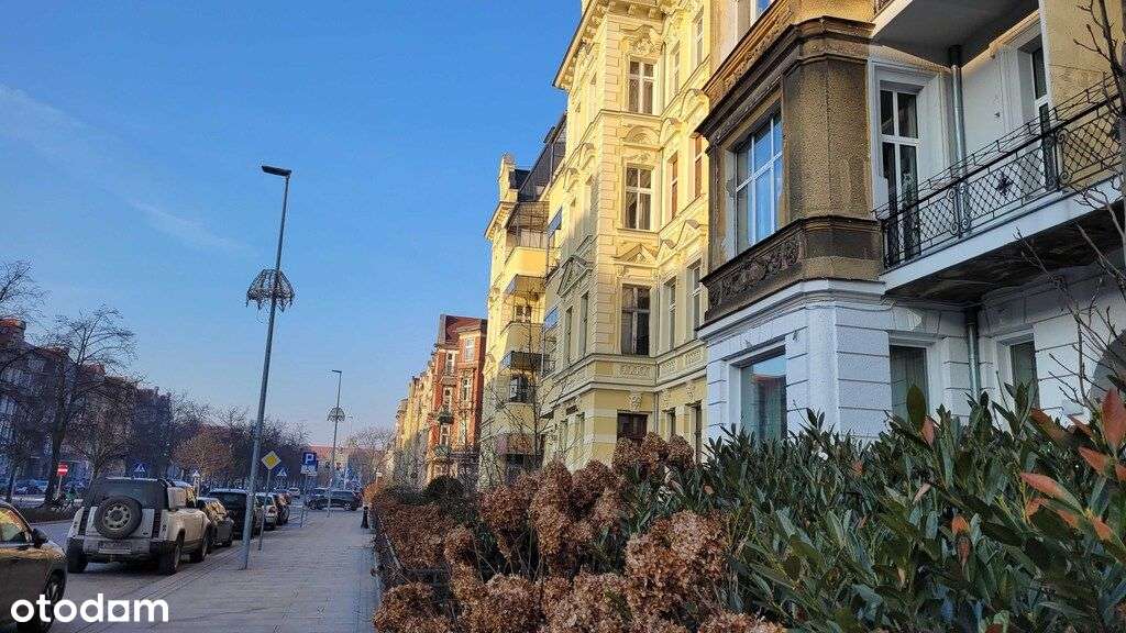 Duże, piękne mieszkanie przy al. Jana Pawła II-13