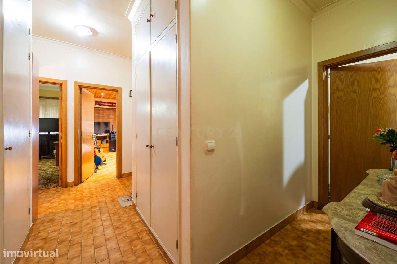 Apartamento T3 no centro da Trafaria - Grande imagem: 3/15