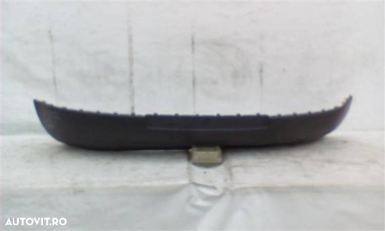 Spoiler bara spate Volkswagen Golf5 An 2004-2008 cod 1K6807521 ST20022 - 2