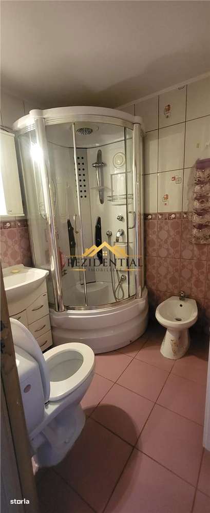 APARTAMENT 4 CAMERE - CENTRAL - Imagine principală: 5/5