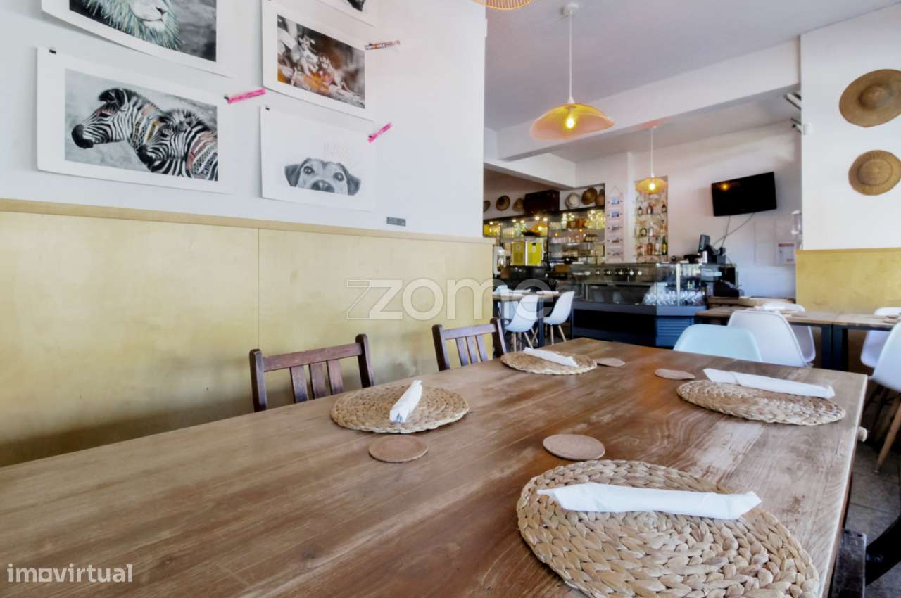 Trespasse de Restaurante Junto à Avenida da Boavista com Esplanada - Grande imagem: 3/38