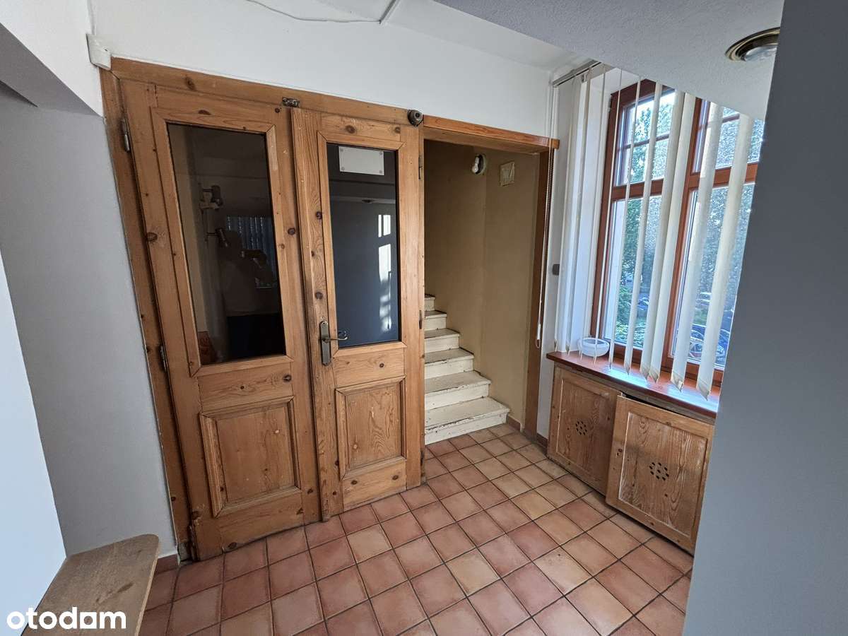 Dom z dochodowa działalnościa w  samym sercu osiedla Słonecznego-8