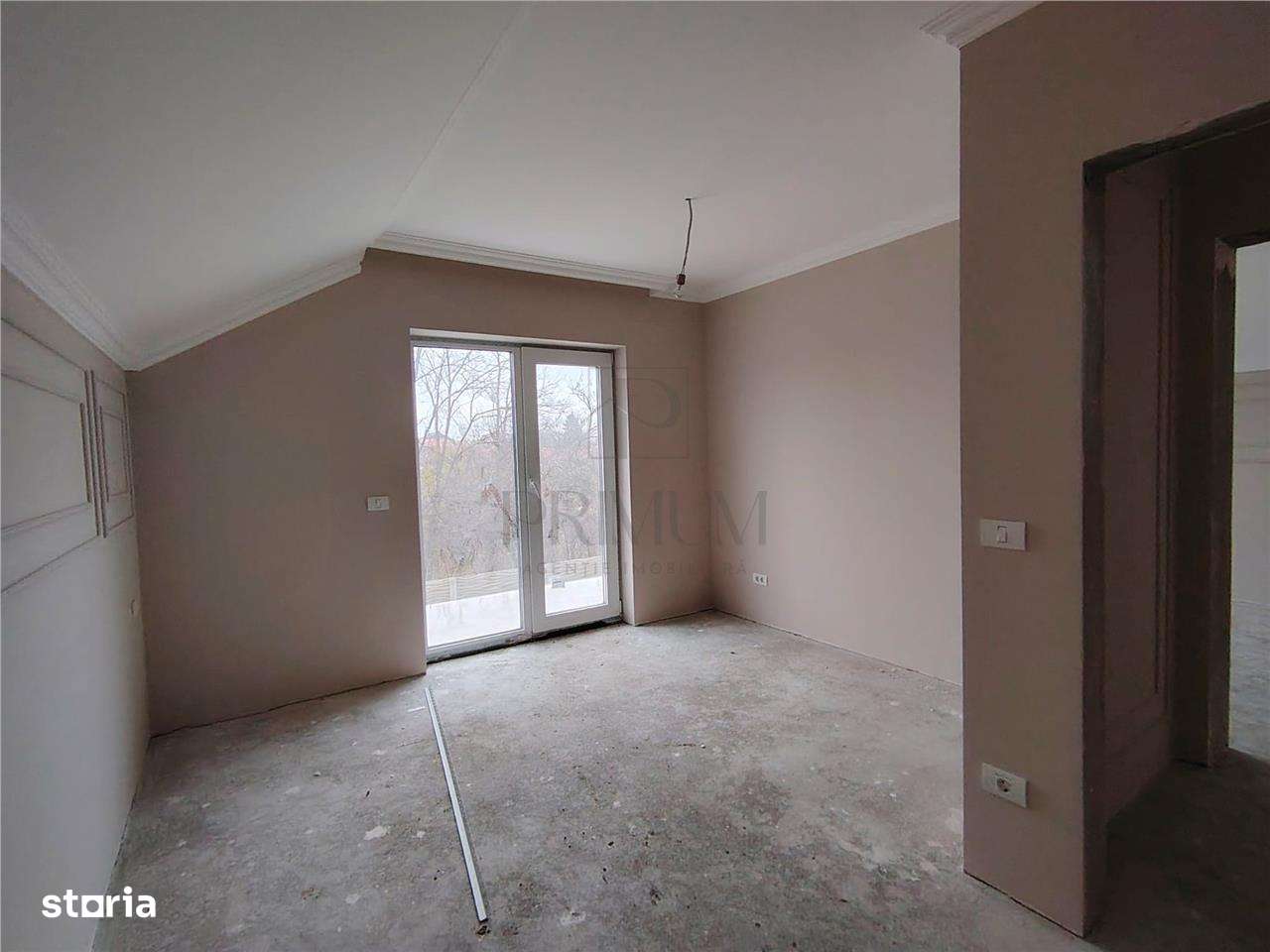 Casa Individuala - RONAT - Dormitor la parter - bucatarie separata.-15