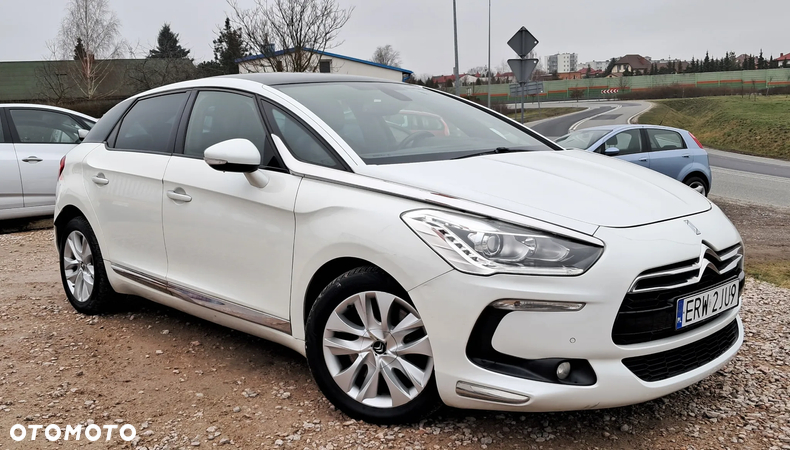 Citroën DS5 Hybrid4 Business Class - 2