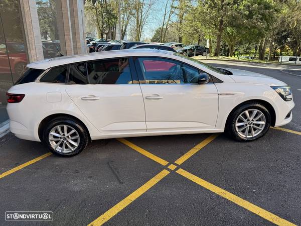 Renault Mégane Sport Tourer 1.2 TCE Zen - 4