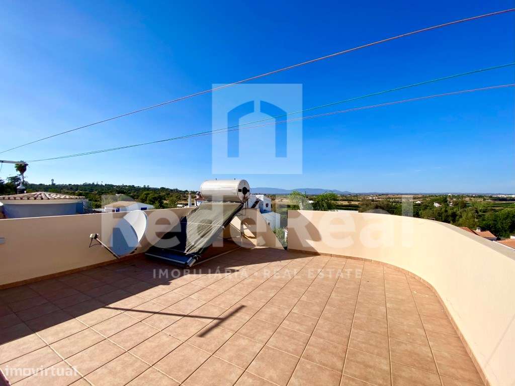 Moradia com Piscina perto da praia-26