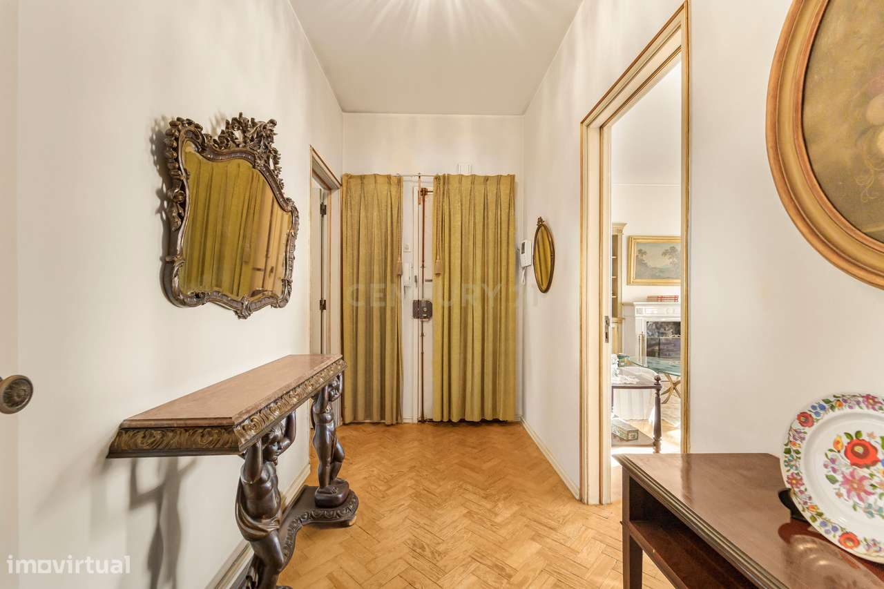 Apartamento T3 com varanda - Alvalade - Grande imagem: 3/25