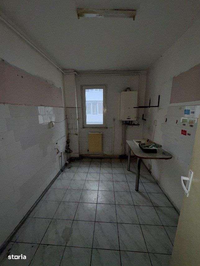 Sibiu, Zona Vasile Aron Apartament-3 camere 58 mp utili, etaj 2/4-5