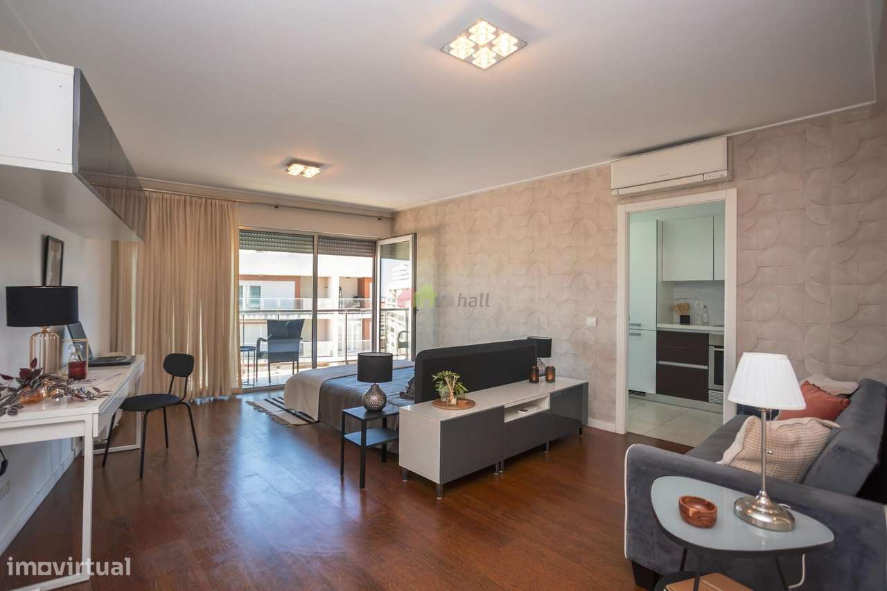 Apartamento de Luxo no Edifício Metrocity – Parque das Nações - Grande imagem: 2/37