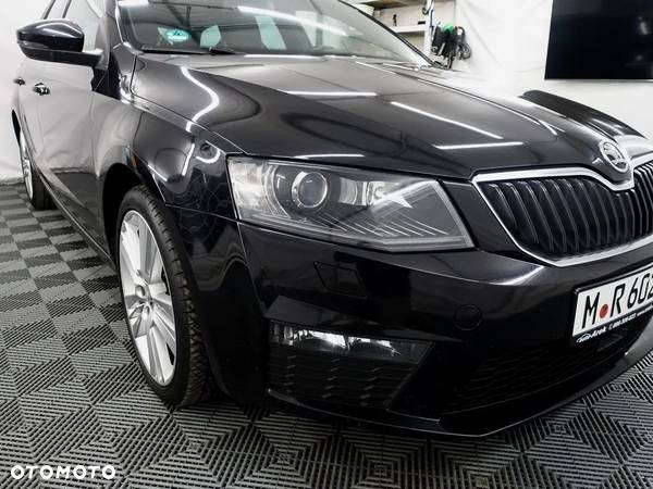 Skoda Octavia 2.0 TDI RS DSG - 25