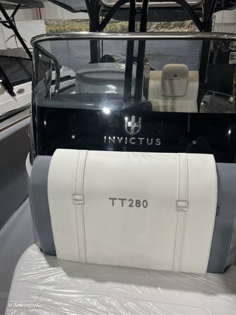 Invictus Yachts TT 280 - 17