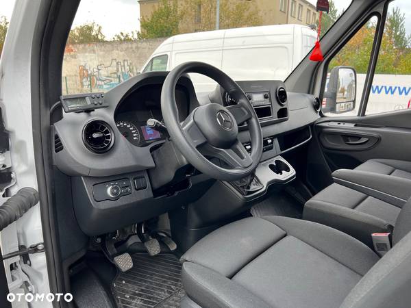 Mercedes-Benz Sprinter 315 Kontener - 11