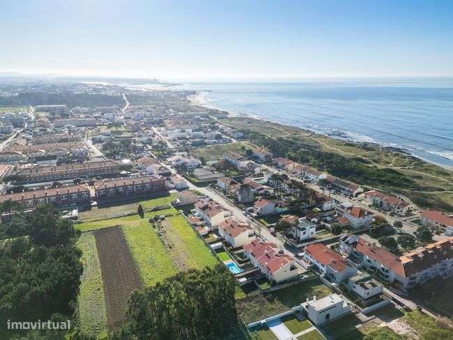 Moradia T3 de Gaveto, Marinhas – 2ª Linha de Mar-35