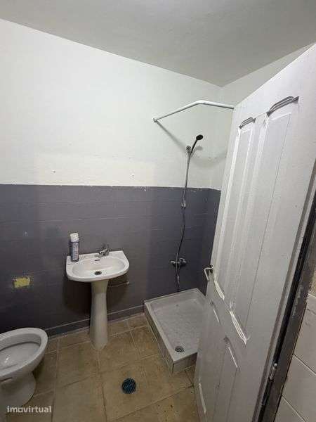 Moradia para arrendamento - Grande imagem: 5/7