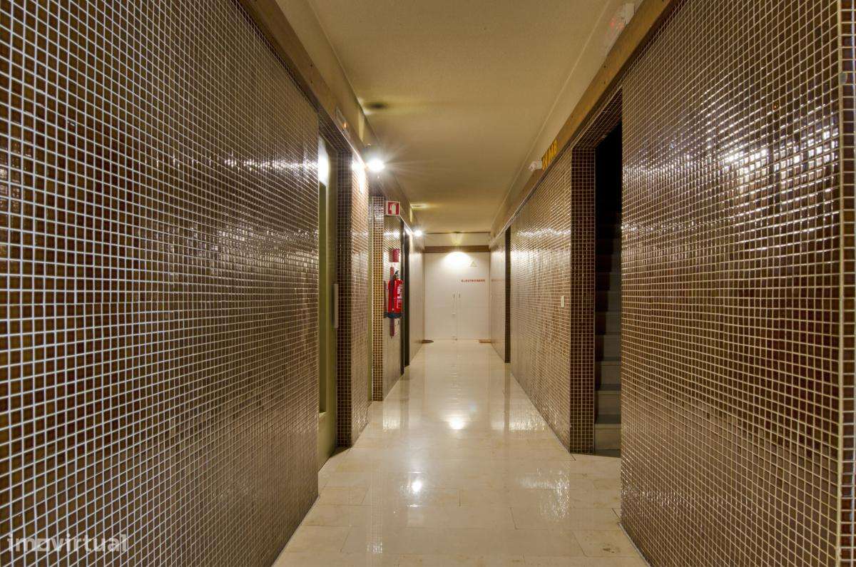 Quarto - localizado em Carnide Lisbon - Grande imagem: 3/6