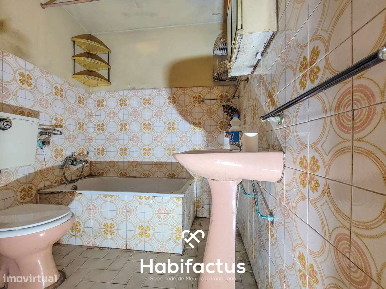 Moradia T3 á venda no Centro Histórico de Santar com Vista Privilegiad - Grande imagem: 5/16