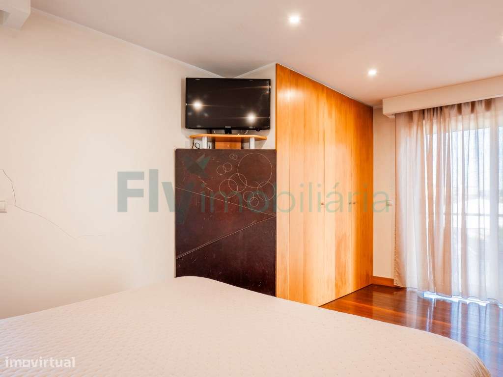 Moradia T3 em Fermentões com Piscina e Zona de Churrasqueira-19