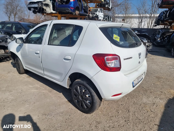 Dezmembrez Dacia Sandero 2, an 2015, motor 1.5 dci k9k612, cutie de viteze manuala 5+1 cod JR5336 - 5