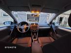 Volkswagen Golf VI 1.6 TDI BlueMot Comfortline - 24