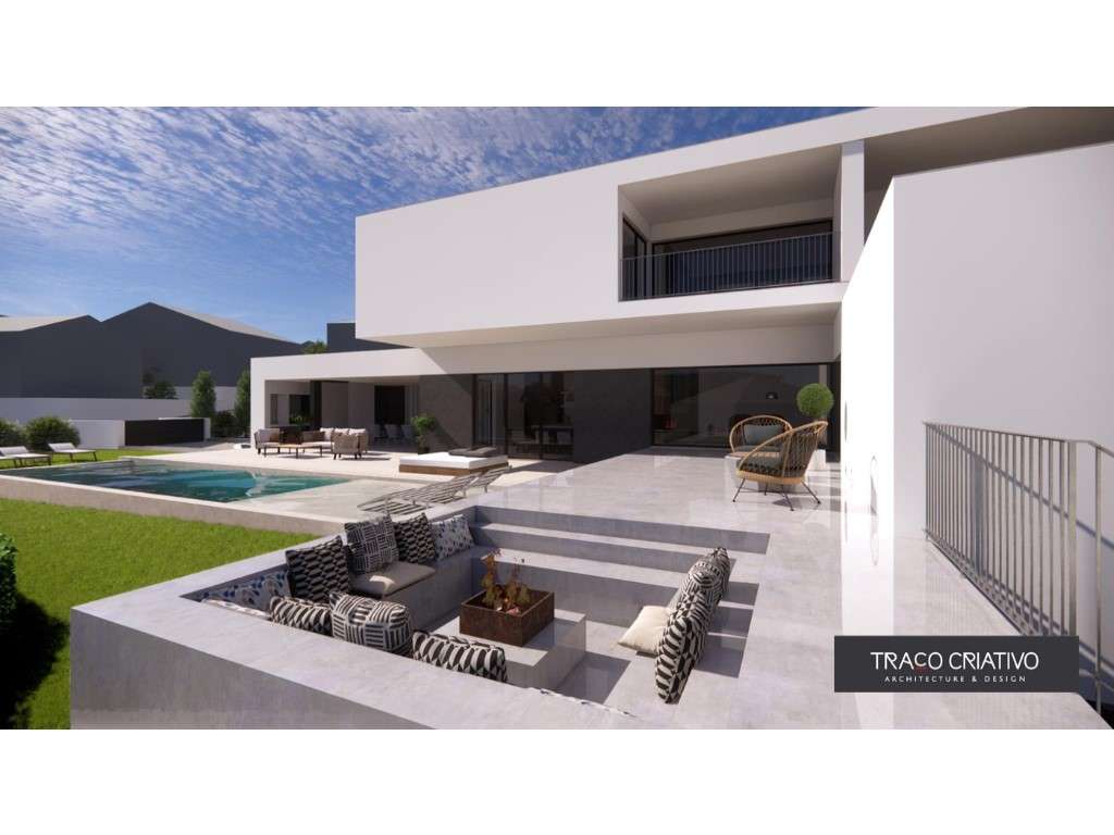 Terreno urbano para construção com 1220m2 - Famões, Odivelas-5