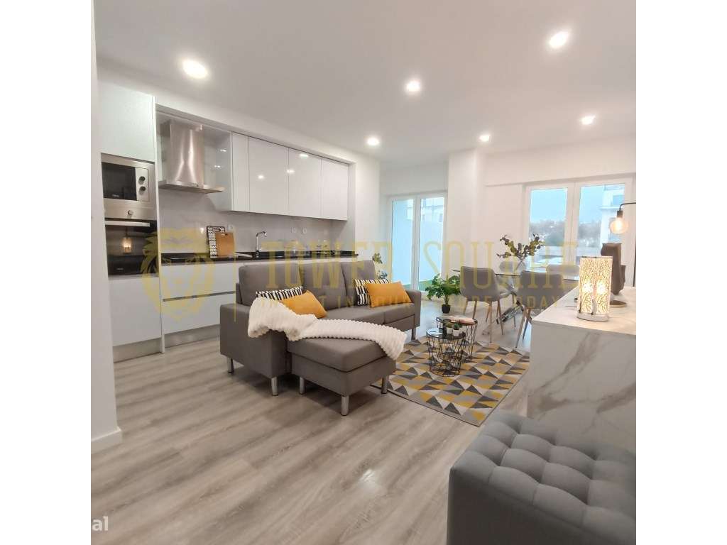 Apartamento t3 à venda na Rua Republica da Bolivia, Benfica-16