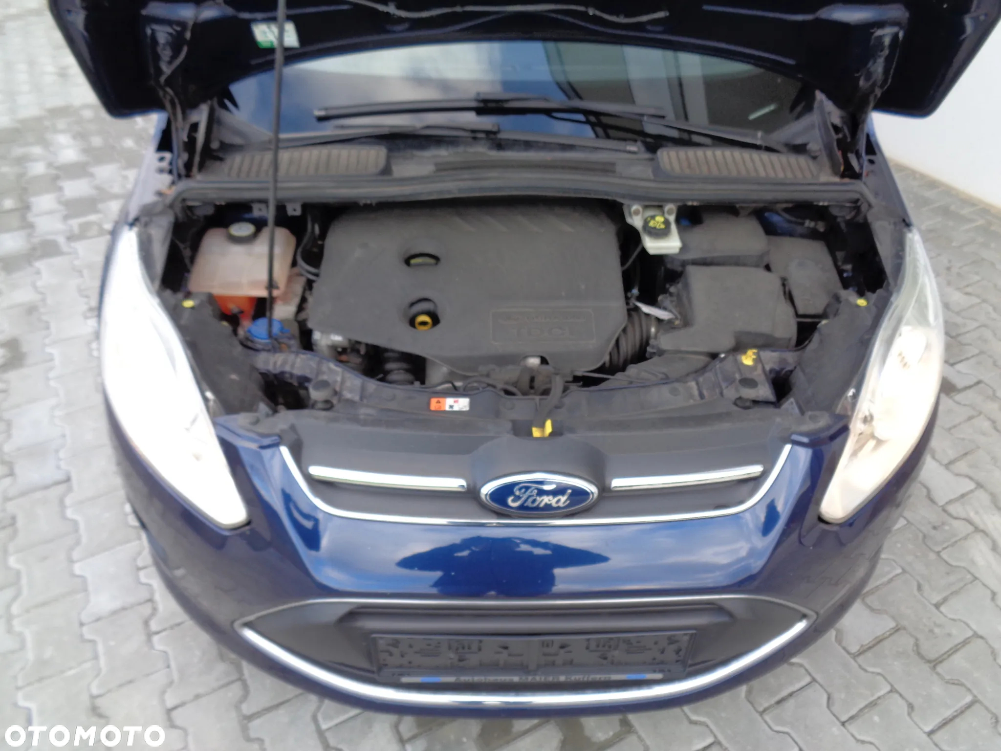 Ford Grand C-MAX - 16