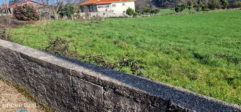 Terreno c/ Viabilidade Construtiva - Serzedelo, Póvoa de Lanhoso-6