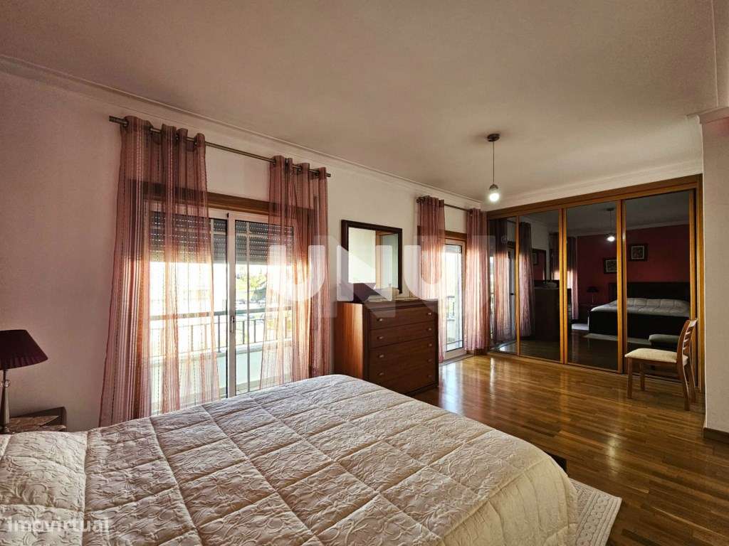 Moradia em Banda T5 - A 5 Minutos do Centro da Cidade de Viseu-21