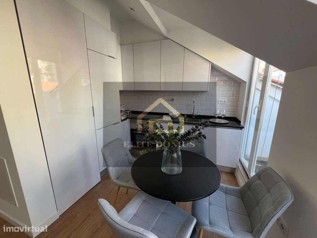 T2 S. Apolónia Vale De Santo.Antonio C/Vista para o Rio - Grande imagem: 5/31