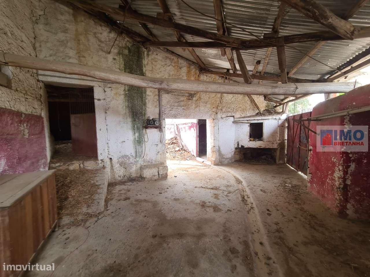 Armazém em Escalos de Cima - Grande imagem: 4/13