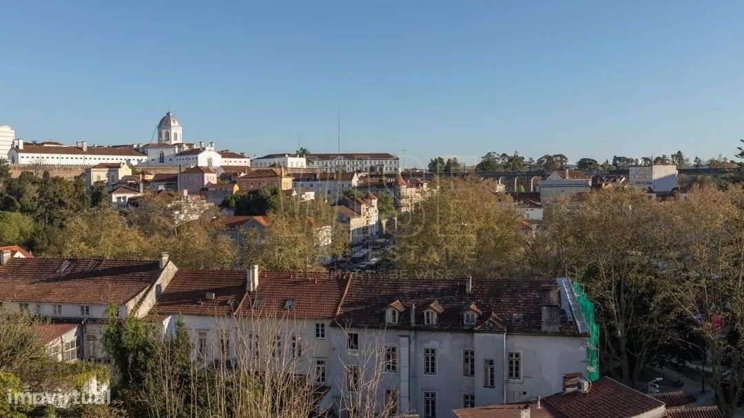 Prédio Praça da República, Coimbra - Grande imagem: 3/22