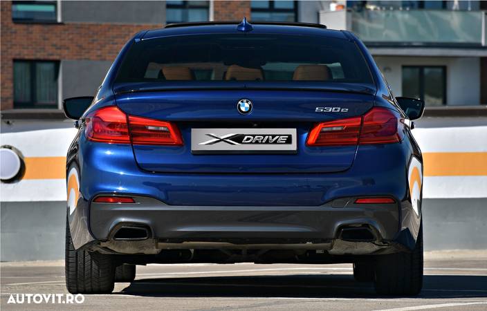 BMW Seria 5 530i xDrive AT - 28