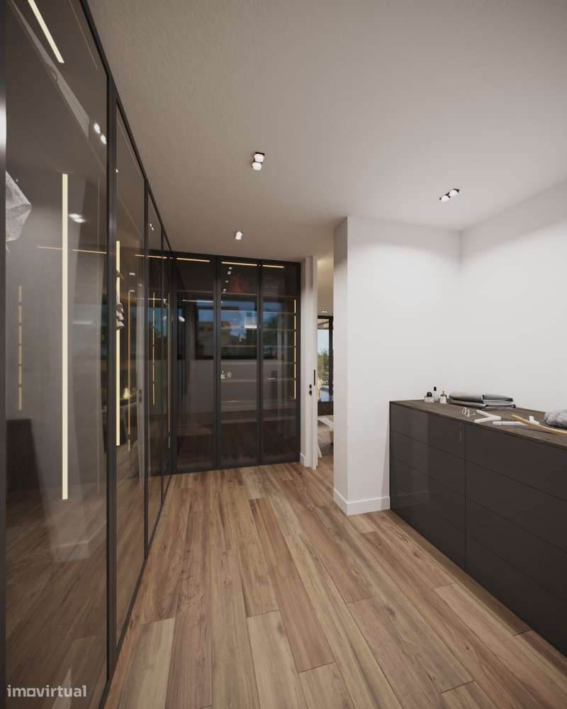 Moradia independente T4 – À praia da Madalena-14