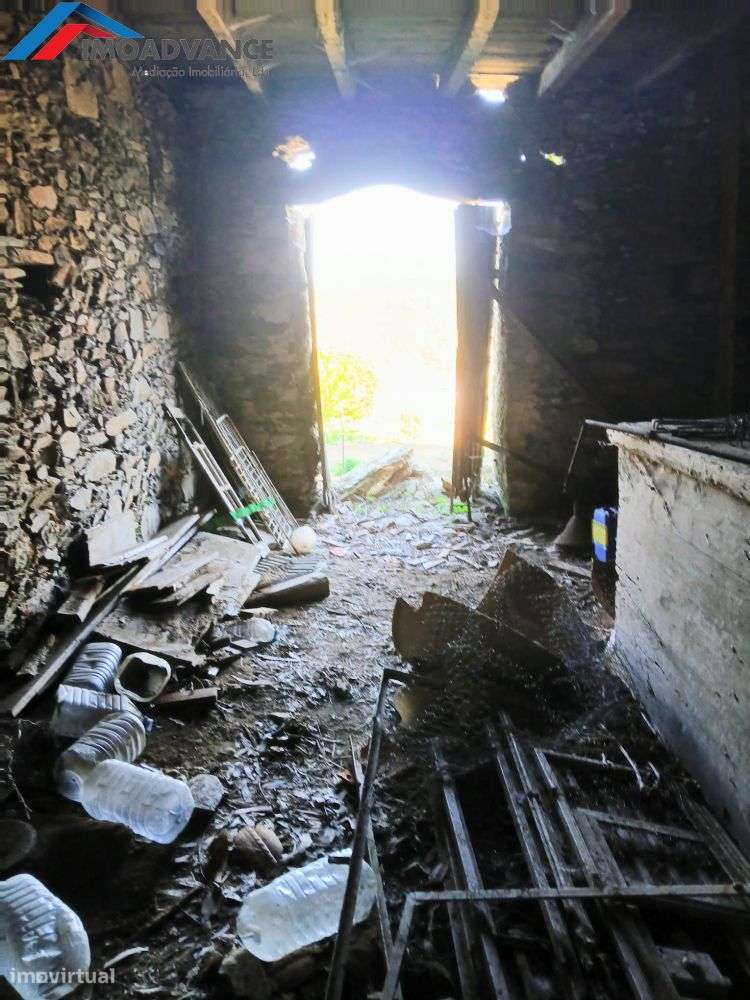 Casa para Recuperar com Terreno e Lagar em Lorvão, Penacova, Coimbra-36