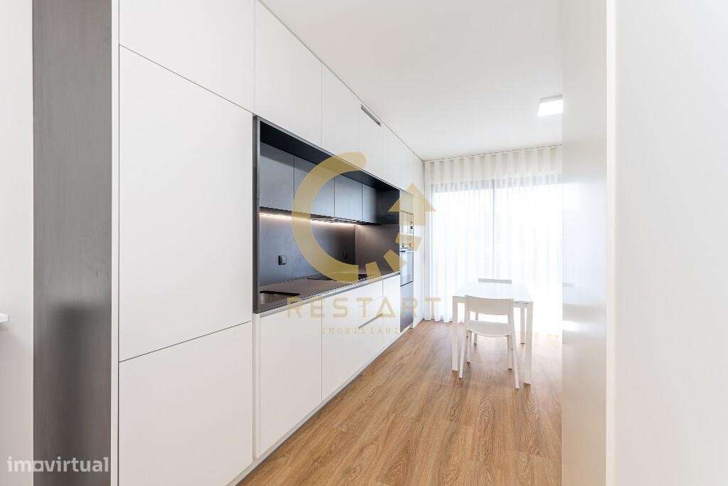 Venda T0 PREMIUM com 66m2 no Edifício ANTAS GREEN ao Dragão - Grande imagem: 4/48