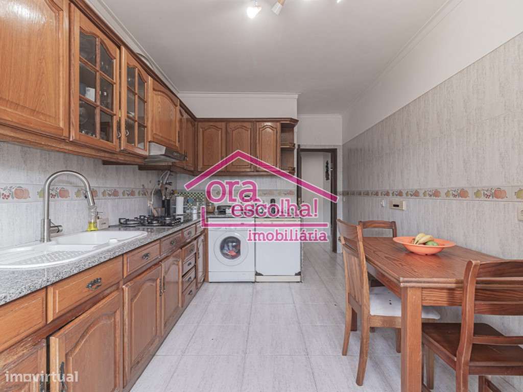 Apartamento T2 de 75 m2 com Arrecadação na Torre da Marinha! - Grande imagem: 4/15