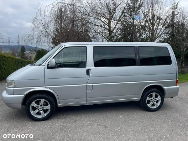 Volkswagen Caravelle - 29