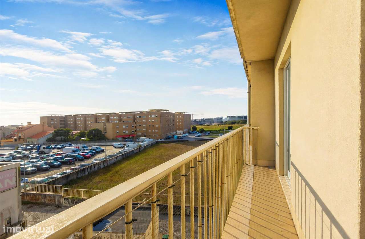 Apartamento T3 com 2 Frentes, Varandas em Vila do Conde-24