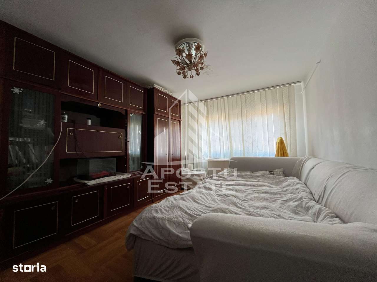 Apartament cu 2 camere, decomandat, zona Lipovei - Imagine principală: 3/8
